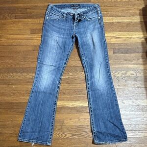 Silver Jeans Women's Boot Cut in Classic Blue